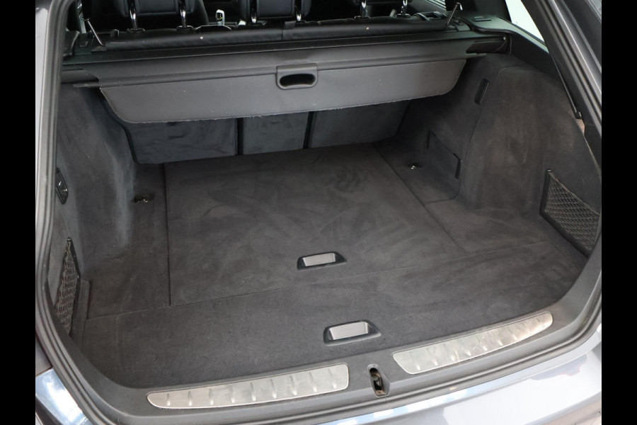 BMW 3 Serie Touring 318i M-SPORT + AFN. TREKHAAK | LEDER SPORTINT. | DIGITALE COCKPIT | STOELVERWARMING