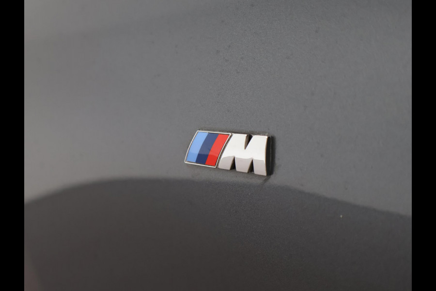 BMW 3 Serie Touring 318i M-SPORT + AFN. TREKHAAK | LEDER SPORTINT. | DIGITALE COCKPIT | STOELVERWARMING