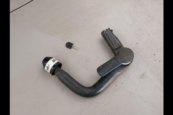 BMW 3 Serie Touring 318i M-SPORT + AFN. TREKHAAK | LEDER SPORTINT. | DIGITALE COCKPIT | STOELVERWARMING