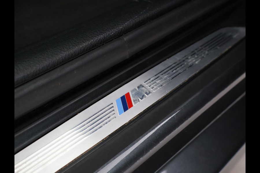 BMW 3 Serie Touring 318i M-SPORT + AFN. TREKHAAK | LEDER SPORTINT. | DIGITALE COCKPIT | STOELVERWARMING