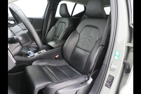 Volvo XC40 1.5 T5 Plug-in hybrid Plus Dark | Leder | Trekhaak | Harman/Kardon | Pilot Assist | Camera | Keyless | Memory | Carplay