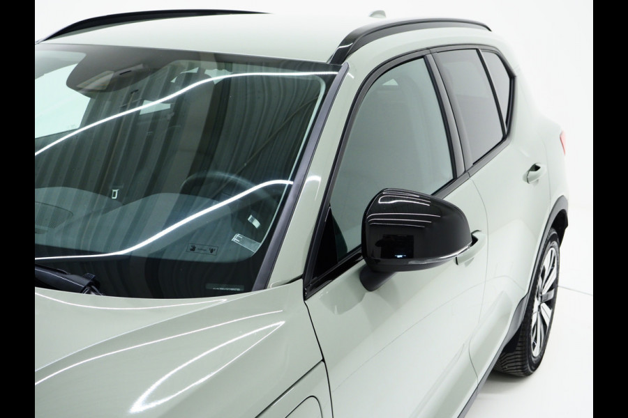 Volvo XC40 1.5 T5 Plug-in hybrid Plus Dark | Leder | Trekhaak | Harman/Kardon | Pilot Assist | Camera | Keyless | Memory | Carplay