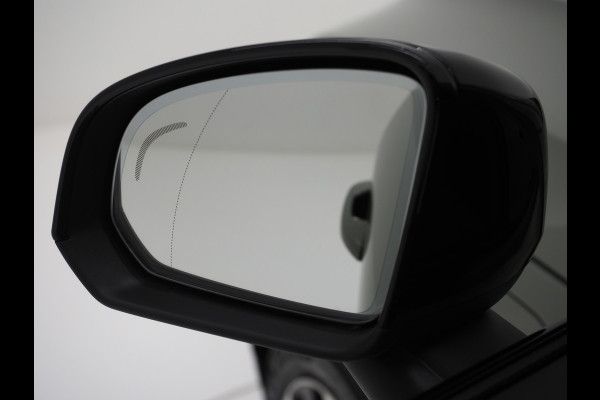 Volvo XC40 1.5 T5 Plug-in hybrid Plus Dark | Leder | Trekhaak | Harman/Kardon | Pilot Assist | Camera | Keyless | Memory | Carplay