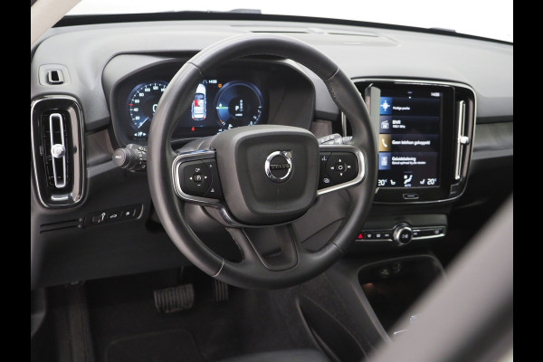 Volvo XC40 1.5 T5 Plug-in hybrid Plus Dark | Leder | Trekhaak | Harman/Kardon | Pilot Assist | Camera | Keyless | Memory | Carplay
