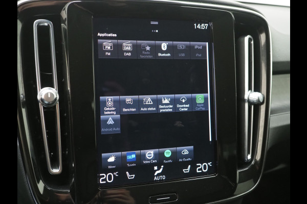 Volvo XC40 1.5 T5 Plug-in hybrid Plus Dark | Leder | Trekhaak | Harman/Kardon | Pilot Assist | Camera | Keyless | Memory | Carplay