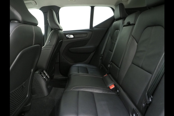 Volvo XC40 1.5 T5 Plug-in hybrid Plus Dark | Leder | Trekhaak | Harman/Kardon | Pilot Assist | Camera | Keyless | Memory | Carplay