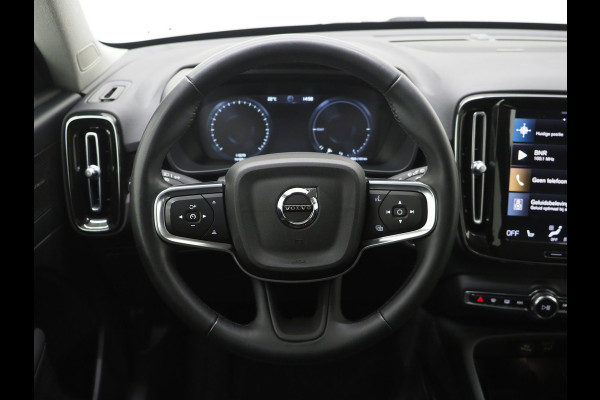 Volvo XC40 1.5 T5 Plug-in hybrid Plus Dark | Leder | Trekhaak | Harman/Kardon | Pilot Assist | Camera | Keyless | Memory | Carplay