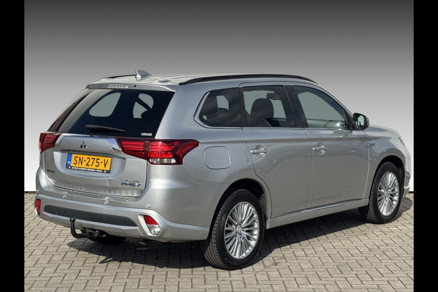 Mitsubishi Outlander 2.0 PHEV S-Edition PANODAK | LEDER | TREKHAAK