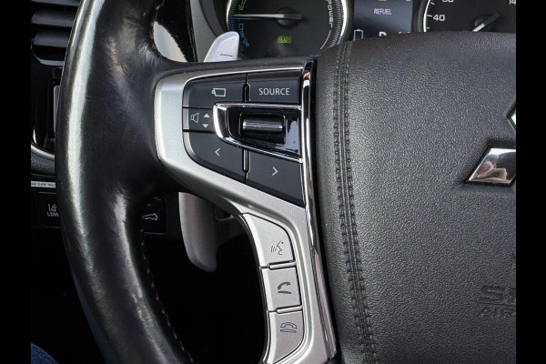Mitsubishi Outlander 2.0 PHEV S-Edition PANODAK | LEDER | TREKHAAK