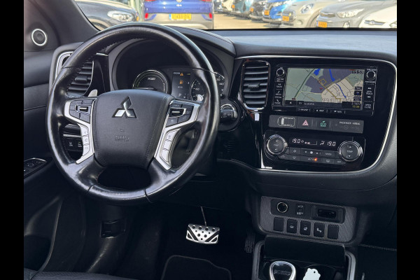 Mitsubishi Outlander 2.0 PHEV S-Edition PANODAK | LEDER | TREKHAAK