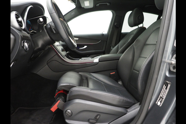 Mercedes-Benz GLC Coupé 300e 4MATIC | Schuifdak | Leder | 360 | Virtual | Sfeerlicht | Keyless | Stoelverwarming | Carplay