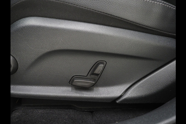 Mercedes-Benz GLC Coupé 300e 4MATIC | Schuifdak | Leder | 360 | Virtual | Sfeerlicht | Keyless | Stoelverwarming | Carplay