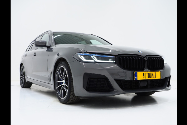 BMW 5 Serie Touring 530e M Sport Shadow Line | LaserLED | Trekhaak | Harman/Kardon | 360 | HUD | Sfeerlicht | Keyless | Carplay