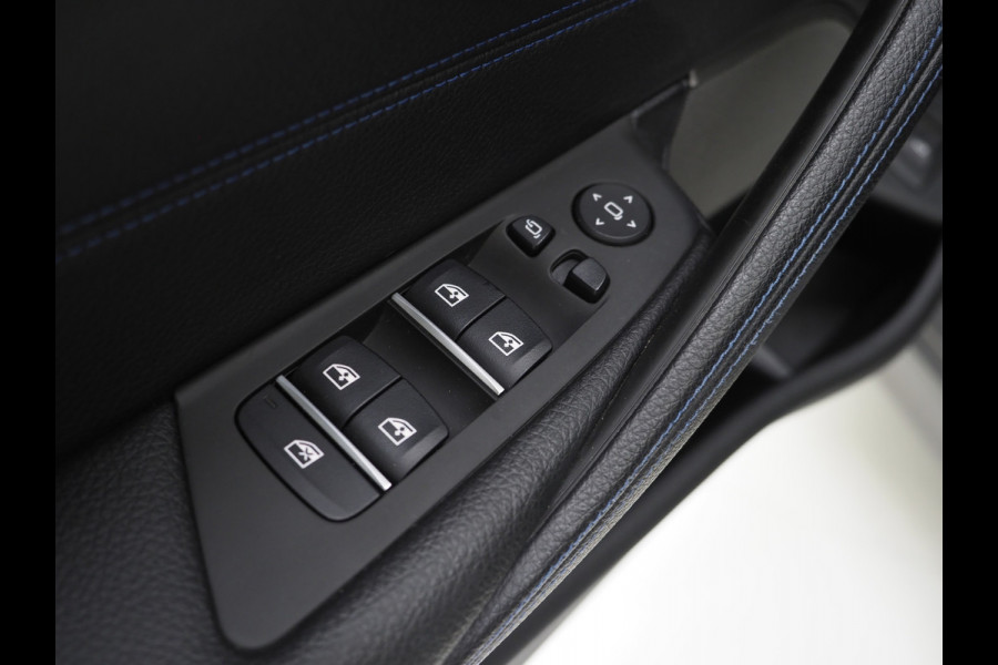 BMW 5 Serie Touring 530e M Sport Shadow Line | LaserLED | Trekhaak | Harman/Kardon | 360 | HUD | Sfeerlicht | Keyless | Carplay