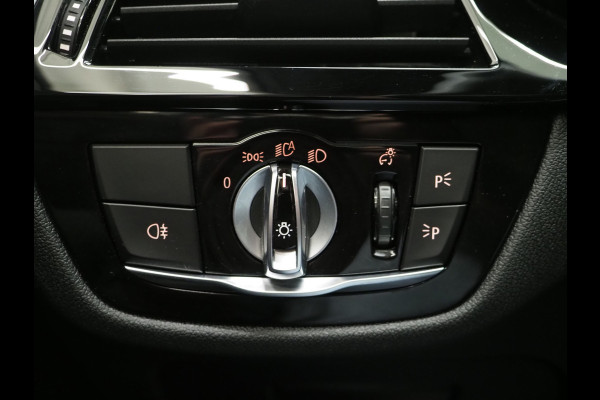 BMW 5 Serie Touring 530e M Sport Shadow Line | LaserLED | Trekhaak | Harman/Kardon | 360 | HUD | Sfeerlicht | Keyless | Carplay