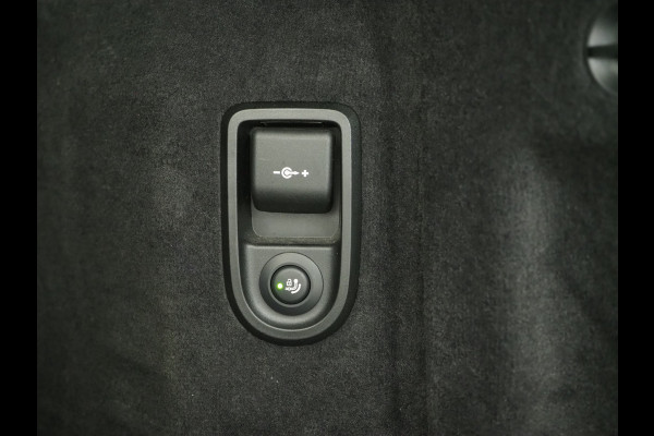 BMW 5 Serie Touring 530e M Sport Shadow Line | LaserLED | Trekhaak | Harman/Kardon | 360 | HUD | Sfeerlicht | Keyless | Carplay