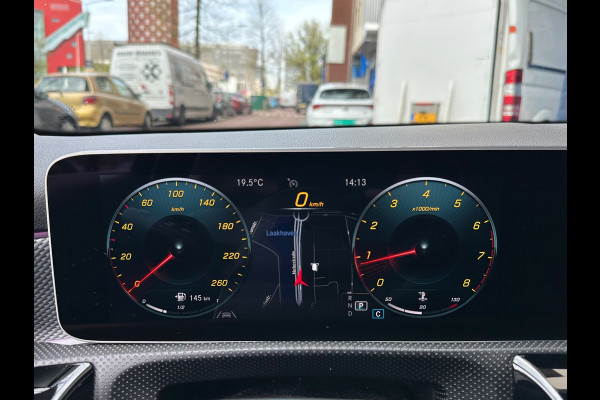 Mercedes-Benz A-Klasse 180 Business Leer Navi Carplay Sfeerverlichting