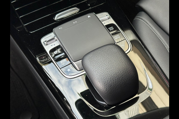 Mercedes-Benz A-Klasse 180 Business Leer Navi Carplay Sfeerverlichting