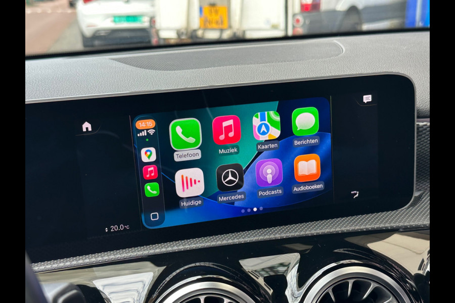 Mercedes-Benz A-Klasse 180 Business Leer Navi Carplay Sfeerverlichting