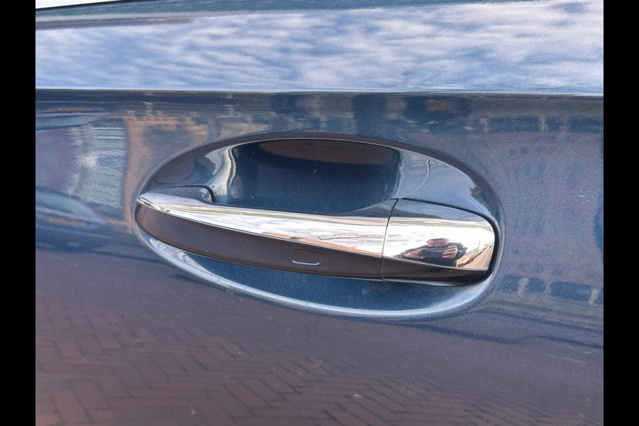 Mercedes-Benz A-Klasse 180 Business Leer Navi Carplay Sfeerverlichting