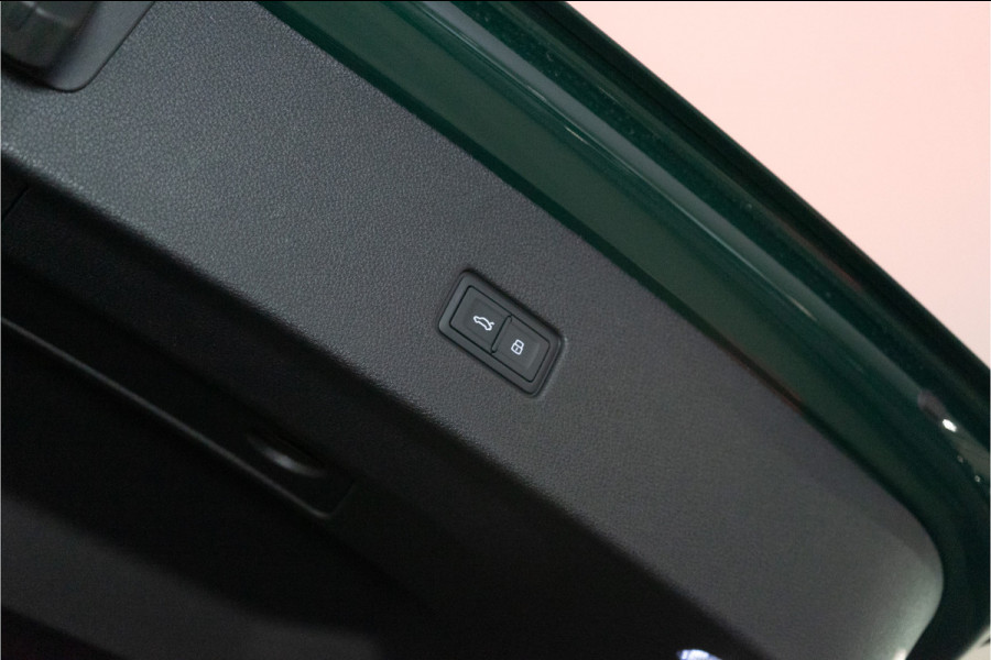 Audi Q8 60 TFSI E Quattro S-Edition Competition 490PK 2026 | Goodwood Green | 3D B&O | Pano | VOL! 5 JAAR FABR. GARANTIE