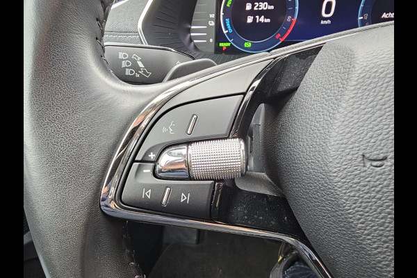 Škoda Octavia Combi 1.4 TSI iV PHEV Business Edition Plus | LED | Trekhaak | Stoelvewarming | Camera | SmartLink | ACC | Lane Assist |