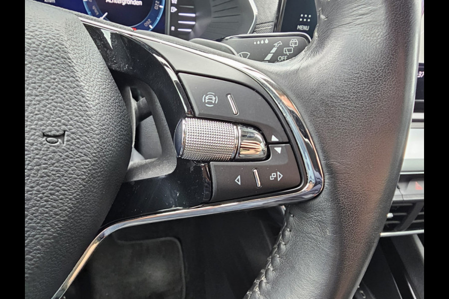 Škoda Octavia Combi 1.4 TSI iV PHEV Business Edition Plus | LED | Trekhaak | Stoelvewarming | Camera | SmartLink | ACC | Lane Assist |