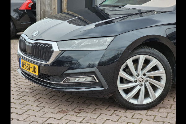 Škoda Octavia Combi 1.4 TSI iV PHEV Business Edition Plus | LED | Trekhaak | Stoelvewarming | Camera | SmartLink | ACC | Lane Assist |