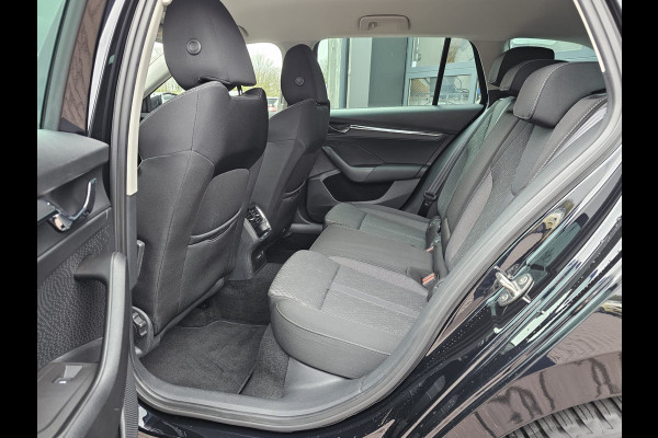 Škoda Octavia Combi 1.4 TSI iV PHEV Business Edition Plus | LED | Trekhaak | Stoelvewarming | Camera | SmartLink | ACC | Lane Assist |