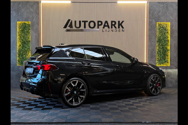 BMW 1-serie 120 M Sport Design Edition |FABRIEKSGARANTIE|DEALER ONDERHOUDEN|KEYLESS|CARPLAY|CAMERA|19INCH|SFEERVERLICHTING|