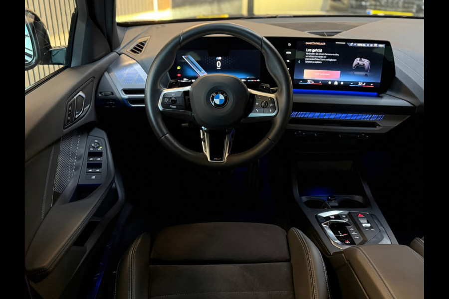 BMW 1-serie 120 M Sport Design Edition |FABRIEKSGARANTIE|DEALER ONDERHOUDEN|KEYLESS|CARPLAY|CAMERA|19INCH|SFEERVERLICHTING|