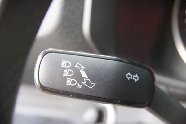 Volkswagen Crafter 35 2.0 TDI L3H2 177PK AUT. 2X SCHUIFDEUR, ADAPT. CRUISE, CAMERA, STUURVERWARMING, LEDER STUUR, CARPLAY, AIRCO, DUBBELE SCHUIFDEU