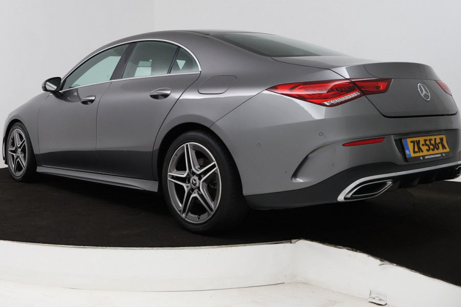 Mercedes-Benz CLA-Klasse 200 Business Solution AMG (SFEERVERLICHTING, CAMERA, LED, STOELVERWARMING, DEALER ONDERHOUDEN)
