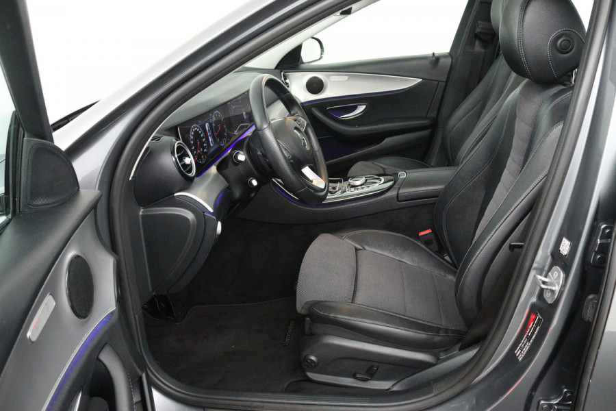 Mercedes-Benz E-Klasse 200 Premium (PANORAMADAK, SFEEVERLICHTING, CAMERA, STOELVERWARMING, DEALER ONDERHOUDEN)