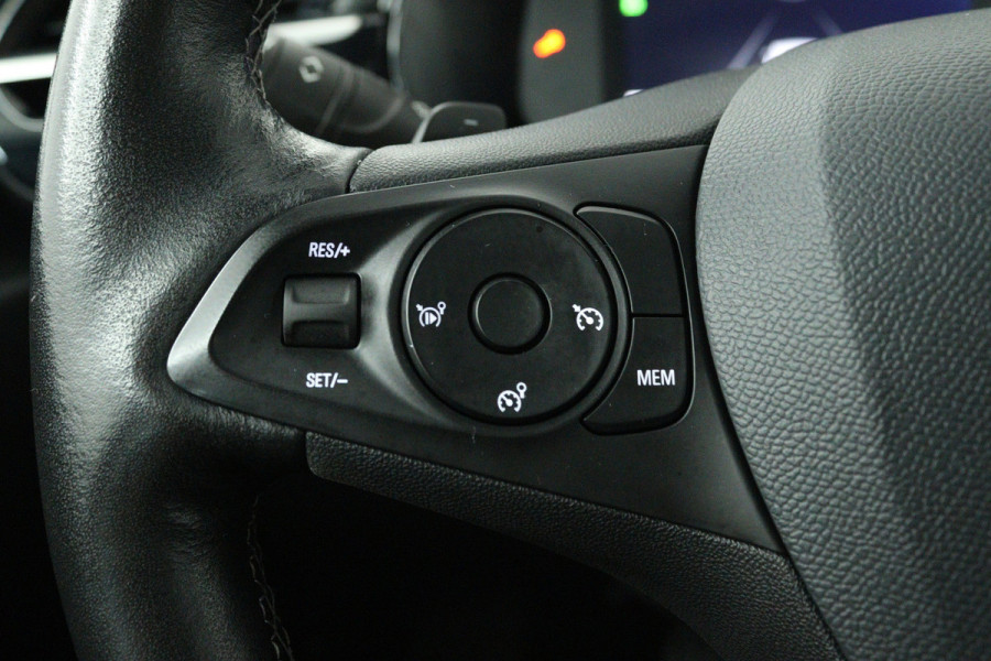 Opel Corsa 1.2 Elegance Automaat (CRUISE, CARPLAY NAVIGATIE, LED, 1e EIGENAAR, GOED ONDERHOUDEN)