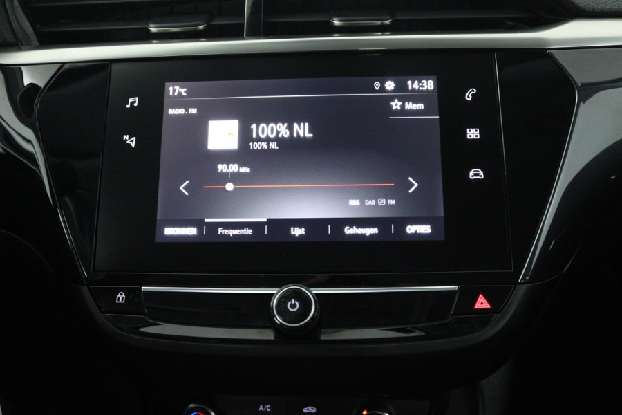 Opel Corsa 1.2 Elegance Automaat (CRUISE, CARPLAY NAVIGATIE, LED, 1e EIGENAAR, GOED ONDERHOUDEN)