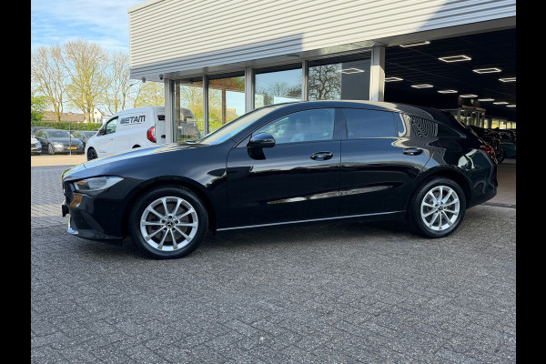 Mercedes-Benz CLA-Klasse Shooting Brake 250 e PHEV 218 Pk | Navigatie | Cruise | Climate | Half leder | 17".