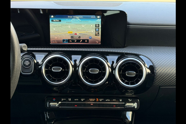 Mercedes-Benz CLA-Klasse Shooting Brake 250 e PHEV 218 Pk | Navigatie | Cruise | Climate | Half leder | 17".