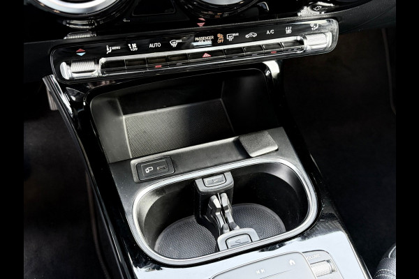 Mercedes-Benz CLA-Klasse Shooting Brake 250 e PHEV 218 Pk | Navigatie | Cruise | Climate | Half leder | 17".