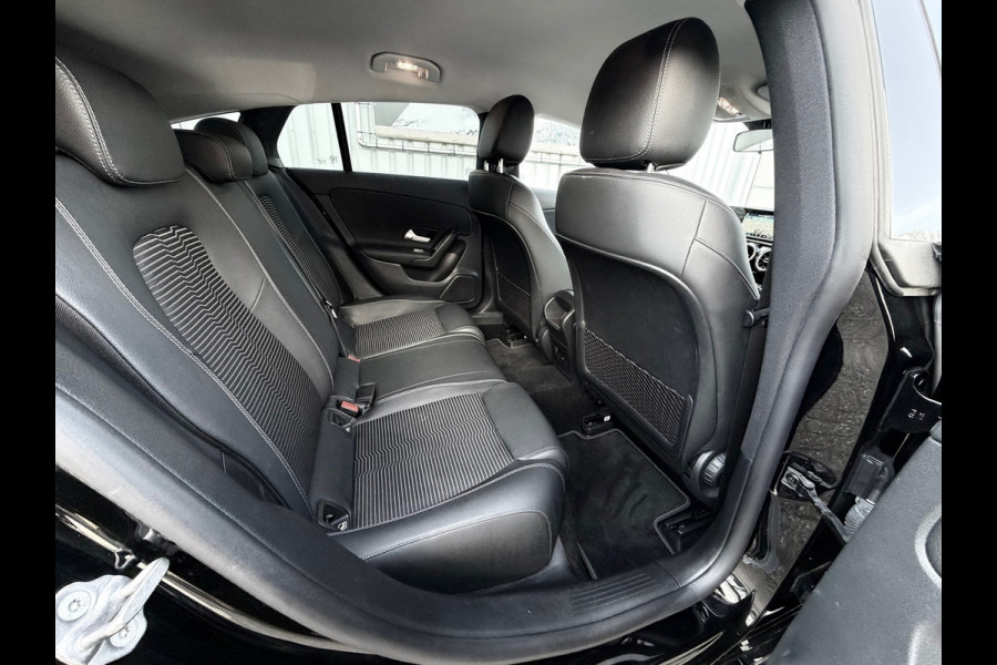 Mercedes-Benz CLA-Klasse Shooting Brake 250 e PHEV 218 Pk | Navigatie | Cruise | Climate | Half leder | 17".