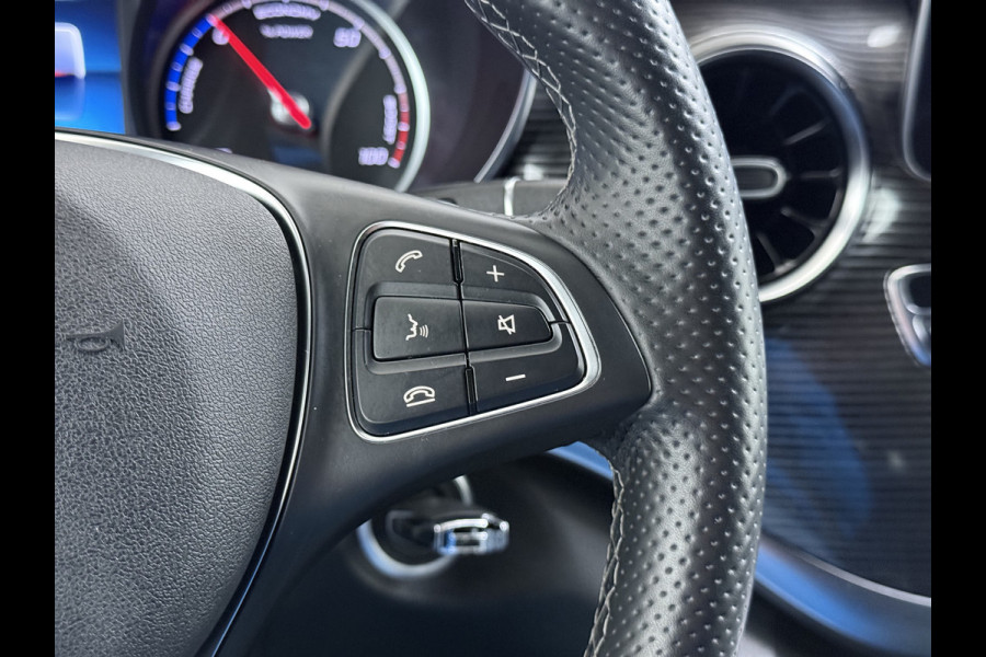 Mercedes-Benz Eqv 300 L2 7-Persoons Leder Captain Chairs SOH 95% Elek.Stoelen+Memory+Verwarmd Burmester®-Audio 360°Camera Navi Adap.Cruise Ecc Bus Elek.Schuifdeuren Lane Assist DAB Privacy Glas Elek.Achterklep VIP Vervoer