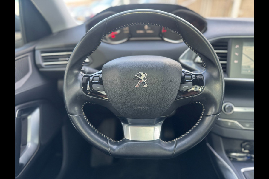 Peugeot 308 1.2 PureTech Allure Camera Full Led Carplay 5drs Zuinig en betrouwbaar