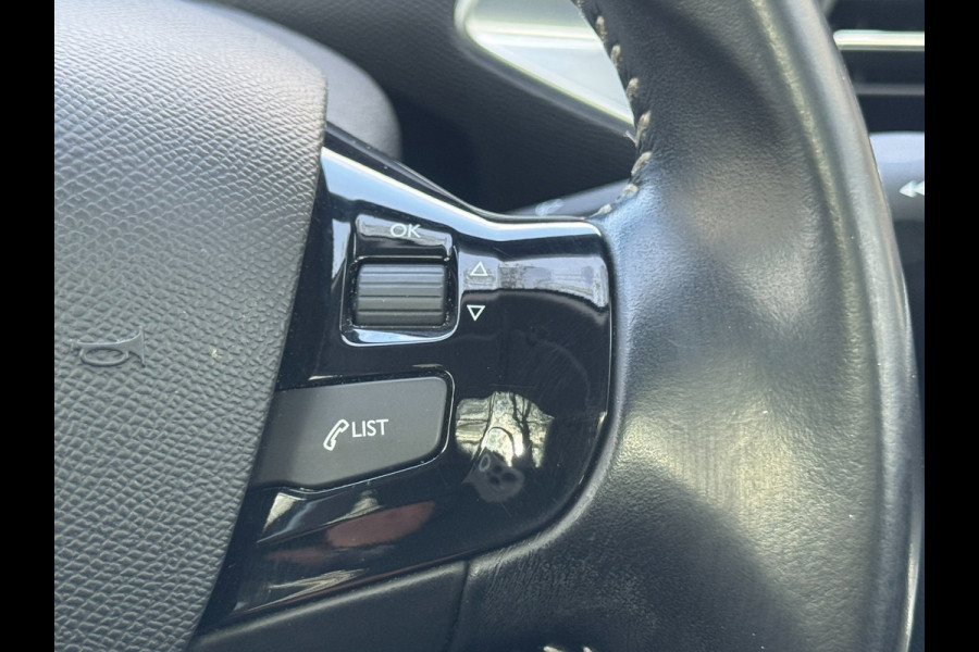 Peugeot 308 1.2 PureTech Allure Camera Full Led Carplay 5drs Zuinig en betrouwbaar