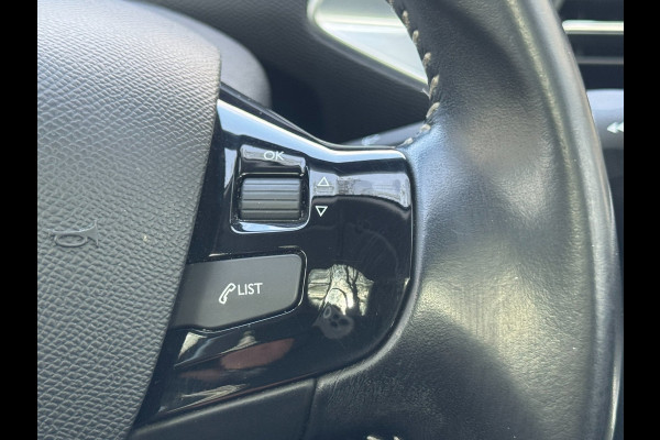 Peugeot 308 1.2 PureTech Allure Camera Full Led Carplay 5drs Zuinig en betrouwbaar