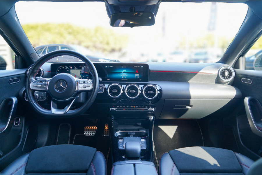 Mercedes-Benz A-Klasse 250 e Business Solution AMG Limited