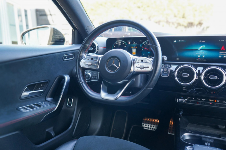 Mercedes-Benz A-Klasse 250 e Business Solution AMG Limited