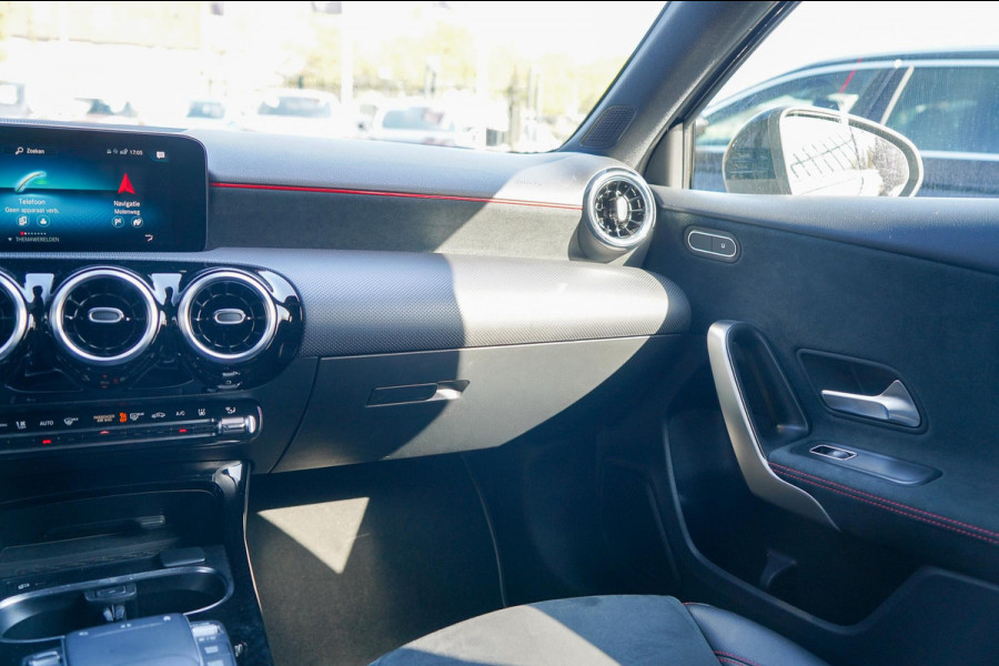 Mercedes-Benz A-Klasse 250 e Business Solution AMG Limited