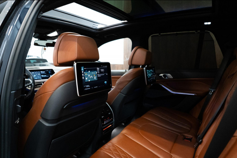 BMW X5 xDrive45e M-SPORT BOMVOL|Skylounge|Massage|TV|H&K|HUD|Pano|22"|Memory|