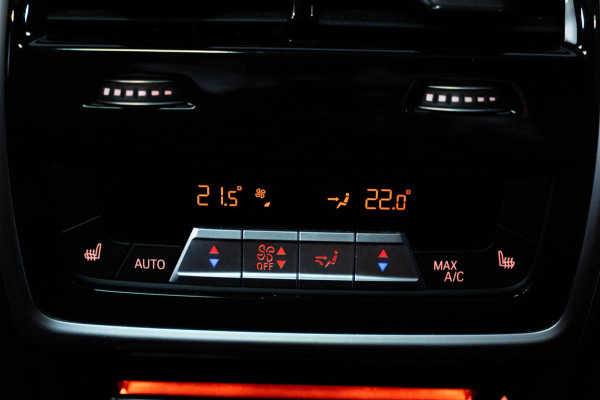 BMW X5 xDrive45e M-SPORT BOMVOL|Skylounge|Massage|TV|H&K|HUD|Pano|22"|Memory|