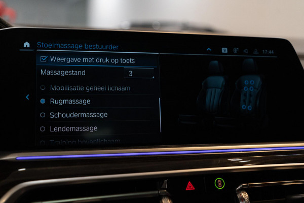 BMW X5 xDrive45e M-SPORT BOMVOL|Skylounge|Massage|TV|H&K|HUD|Pano|22"|Memory|